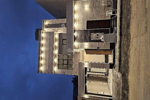 Villa de 6 dormitorios en Riyadh, Saudi Arabia No. 61670