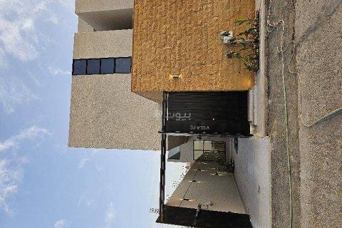 7 bedrooms Villa in Riyadh, Saudi Arabia No. 61669