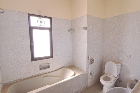 Apartment de 2 dormitorios en Al Qurm, Oman No. 54617 3