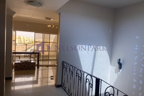 Villa de 4 chambres à Doha, Qatar No. 58217 4
