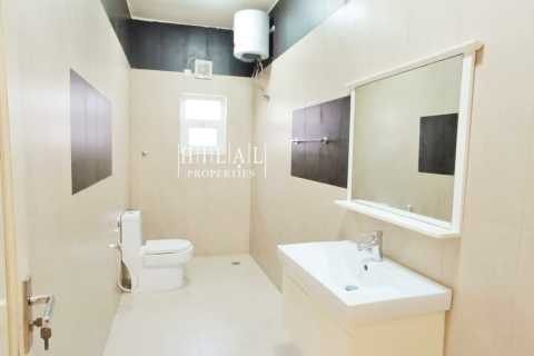 Villa Jumelée de 3 chambres à Bawshar, Oman No. 54874 11