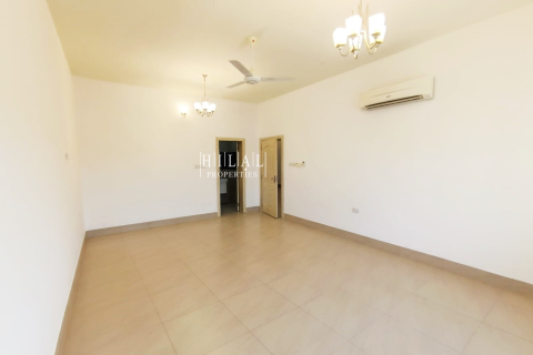 Villa Jumelée de 3 chambres à Bawshar, Oman No. 54874 8