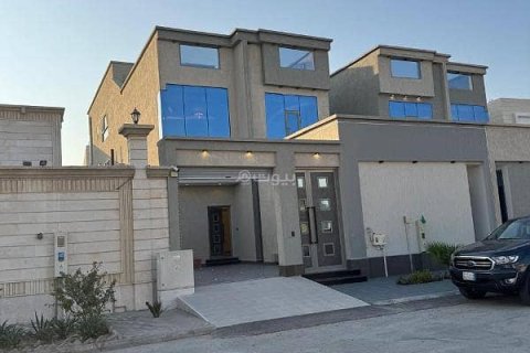 6 bedrooms Villa in Khobar, Saudi Arabia No. 60590
