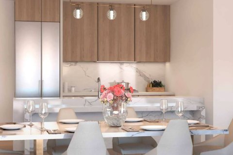 3 bedrooms Apartment in Dubai, UAE No. 95644 10
