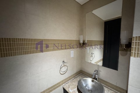 Apartment de 4 dormitorios en Doha, Qatar No. 58264 9
