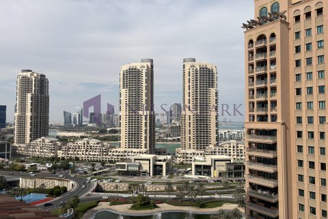 4 bedrooms Apartment in Doha, Qatar No. 58264