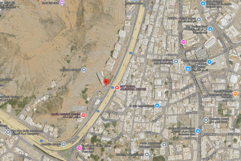 Commercial property de à Ruwi, Oman No. 54354