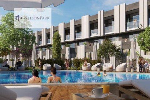 Townhouse de 2 dormitorios en Dubai Land, UAE No. 39421