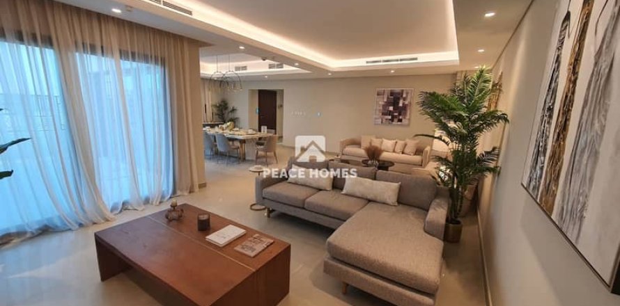 5 bedrooms Townhouse in Al Rahmaniya, UAE No. 10831