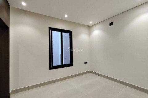 Villa de 5 dormitorios en Riyadh, Saudi Arabia No. 60315 8