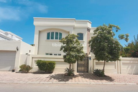 5 bedrooms Twin Villa in Muscat, Oman No. 53781