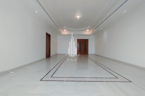 Appartement de 3 chambres à Al Khalidiya, UAE No. 52084 24