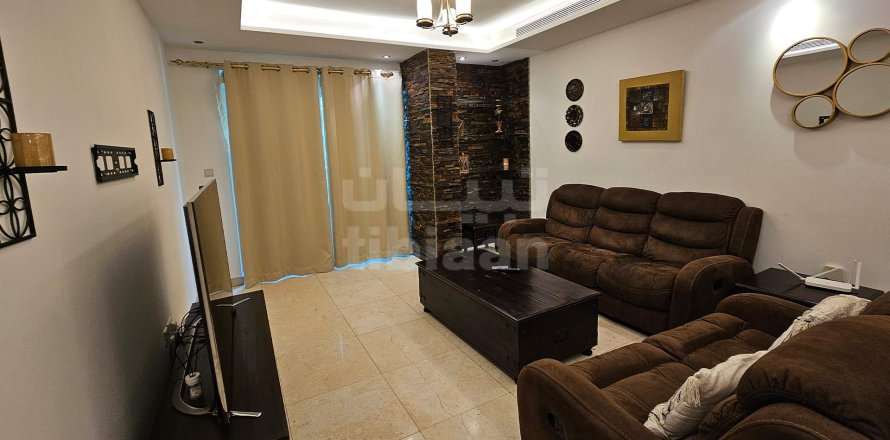 Квартира с 2 спальнями в Маскат, Оман №53600