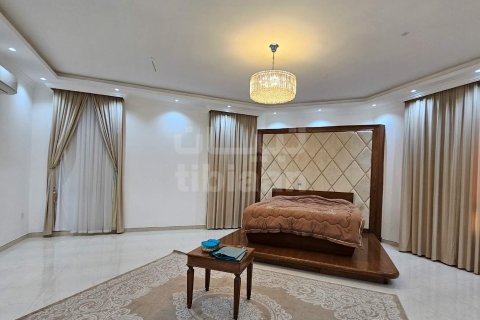 Villa de 5 dormitorios en As Sib, Oman No. 53597 6