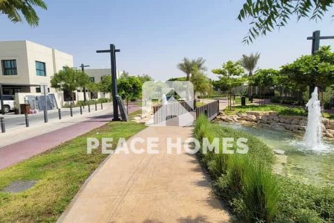 Villa de 5 dormitorios en Al Rahmaniya, UAE No. 10920 5