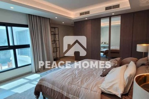 Villa de 5 dormitorios en Al Rahmaniya, UAE No. 10920 21
