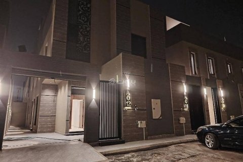 4 bedrooms Apartment in Riyadh, Saudi Arabia No. 67544