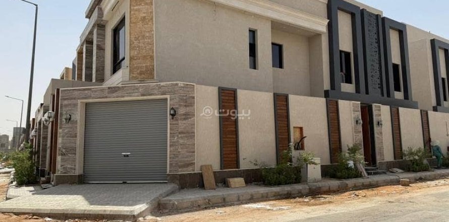 5 bedrooms Villa in Riyadh, Saudi Arabia No. 67546