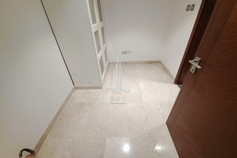 Townhouse de 4 chambres à Tourist Club Area, UAE No. 32174 9