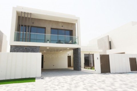 4 bedrooms Villa on the Yas Acres, UAE No. 12183