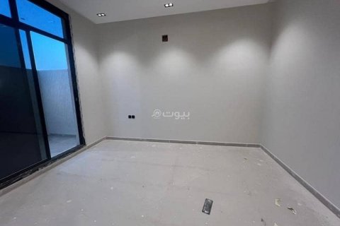 Квартира с 4 спальнями в Эр-Рияд, Саудовская Аравия №69108 15