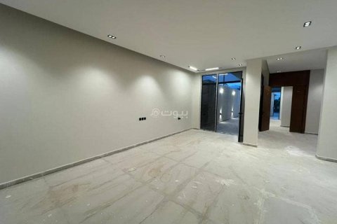 Квартира с 4 спальнями в Эр-Рияд, Саудовская Аравия №69108 9