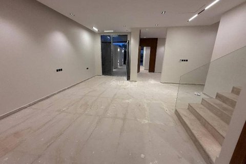 Villa de 4 chambres à Riyadh, Saudi Arabia No. 69106 7