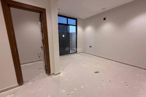 Villa de 4 chambres à Riyadh, Saudi Arabia No. 69106 13