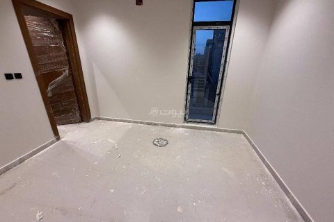 Villa de 4 chambres à Riyadh, Saudi Arabia No. 69106 11
