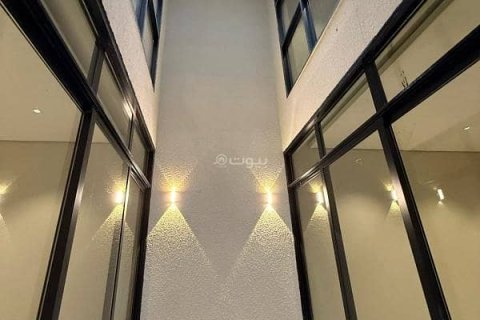 Villa de 3 dormitorios en Riyadh, Saudi Arabia No. 69109 10