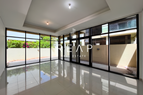 3 bedrooms Townhouse in Richmond, UAE No. 28923