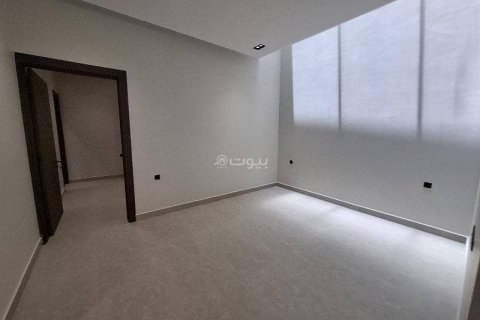 Villa de 4 chambres à Riyadh, Saudi Arabia No. 68008 12
