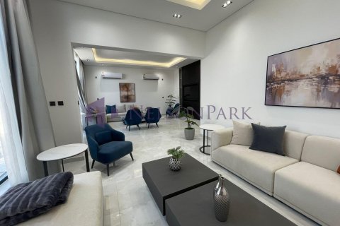 Villa de 6 dormitorios en Doha, Qatar No. 58179 4