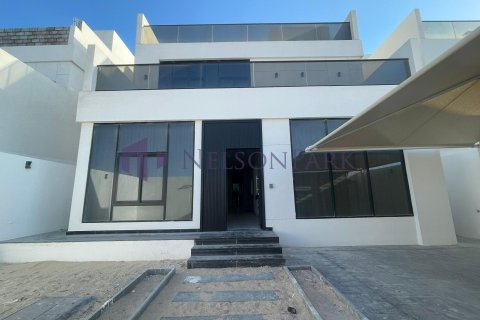 Villa de 6 dormitorios en Doha, Qatar No. 58179 22