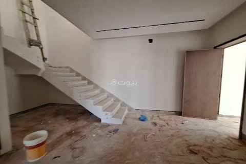 5 bedrooms Apartment in Riyadh, Saudi Arabia No. 99614