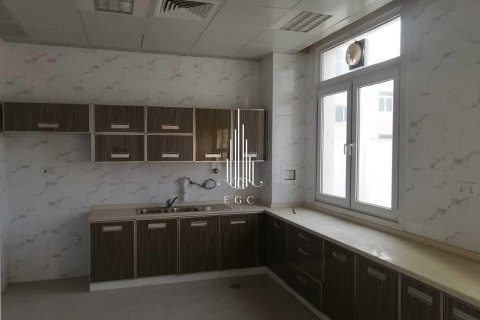 Villa de 8 chambres à Mohamed Bin Zayed City, UAE No. 36722 5