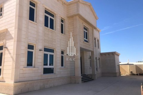 Villa de 8 chambres à Mohamed Bin Zayed City, UAE No. 36722 6