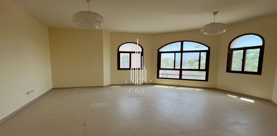 5 غرفة نوم فيلا في مدينة خليفة, الإمارات العربية المتحدة رقم 55676