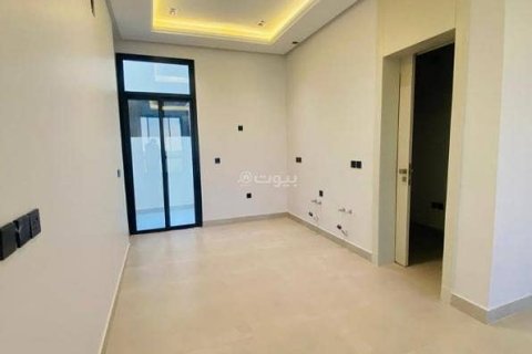 4 bedrooms Apartment in Riyadh, Saudi Arabia No. 60074 6