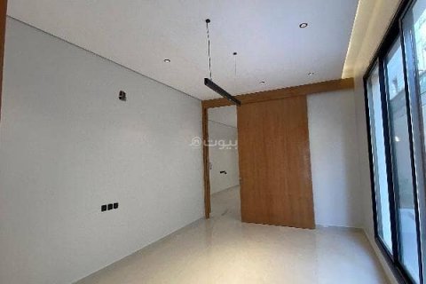 4 bedrooms Apartment in Riyadh, Saudi Arabia No. 60077 10