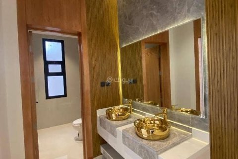 4 bedrooms Apartment in Riyadh, Saudi Arabia No. 60077 12