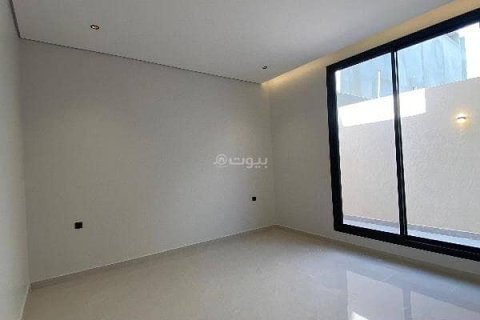4 bedrooms Apartment in Riyadh, Saudi Arabia No. 60077 6