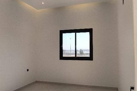 4 bedrooms Apartment in Riyadh, Saudi Arabia No. 60076