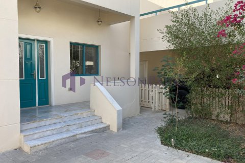 Villa de 3 dormitorios en Doha, Qatar No. 58220 3