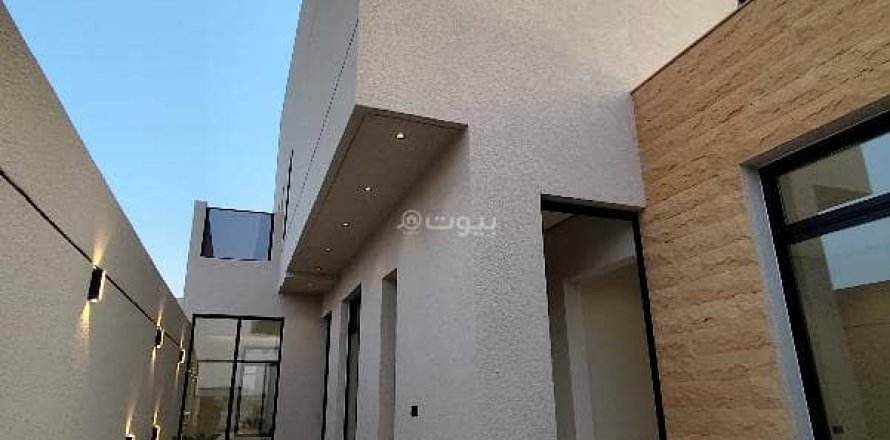 Villa de 5 chambres à Riyadh, Saudi Arabia No. 60328