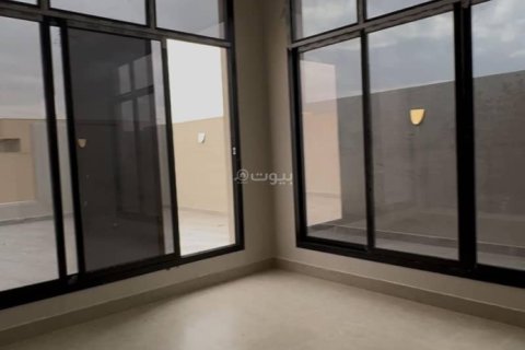 6 bedrooms Villa in Riyadh, Saudi Arabia No. 60326 9