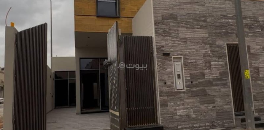 6 bedrooms Villa in Riyadh, Saudi Arabia No. 60326