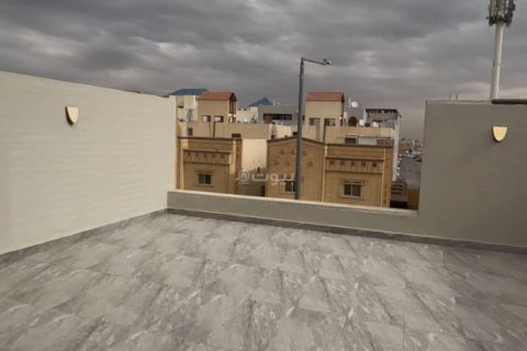 6 bedrooms Villa in Riyadh, Saudi Arabia No. 60326 11