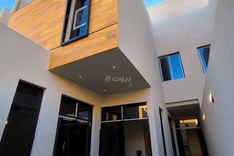 5 bedrooms Villa in Riyadh, Saudi Arabia No. 60325