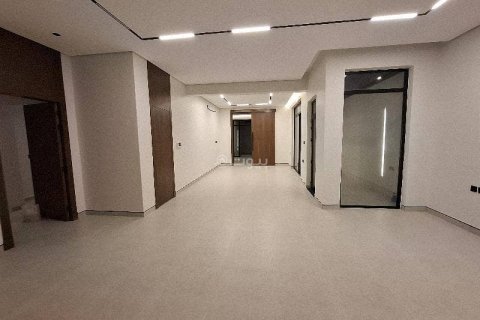 Квартира с 3 спальнями в Эр-Рияд, Саудовская Аравия №60703 5